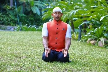 How Samatha and Vipassana Meditation Differ in Brain Impact